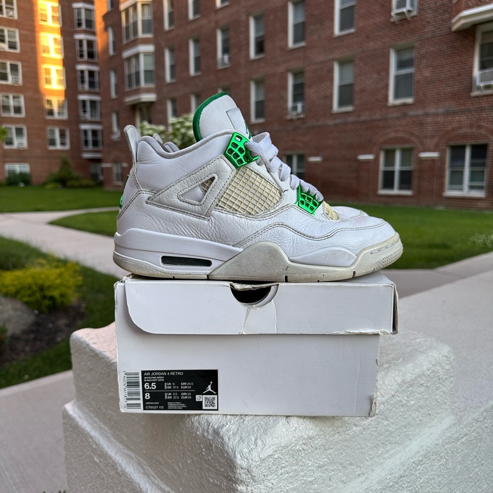 Metallic Green Jordan 4 Men’s